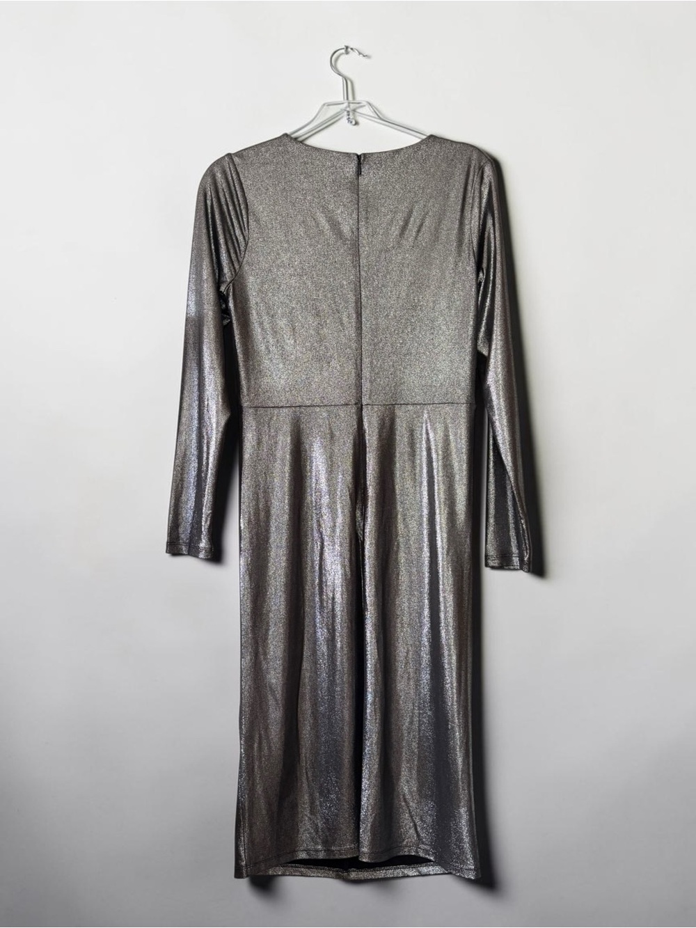 NWT Harper Rose Long Sleeve Ruched Center Tie Dress Metallic Silver Sz 8 Glamour - Picture 4 of 16